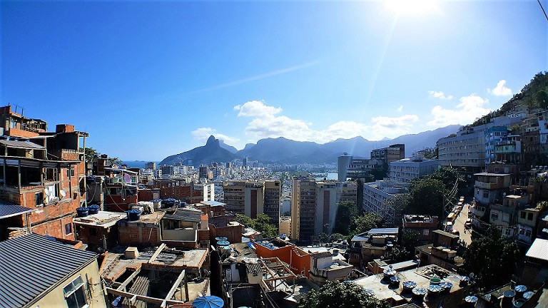 RIO   favela