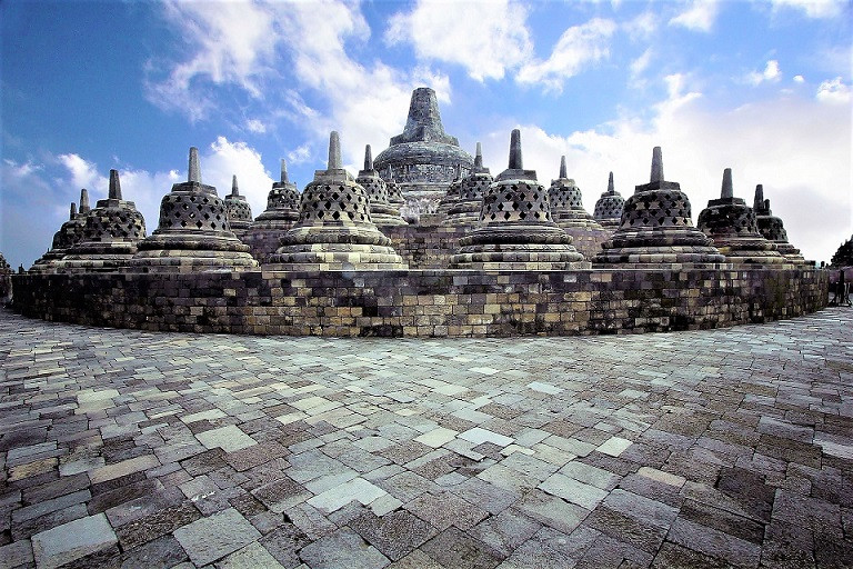 TEMPLO BOROBUDUR INDONESIA