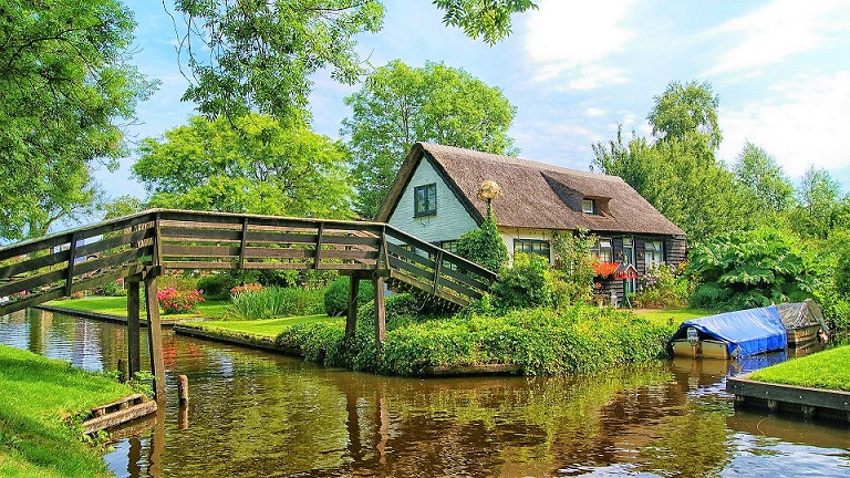 GIETHOORN 6