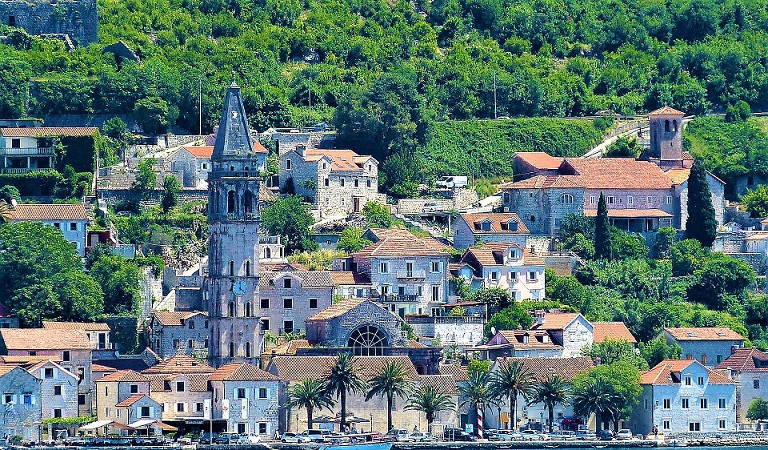 PERAST 2