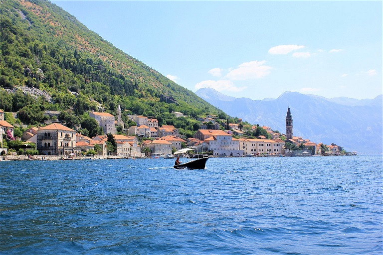 PERAST 3