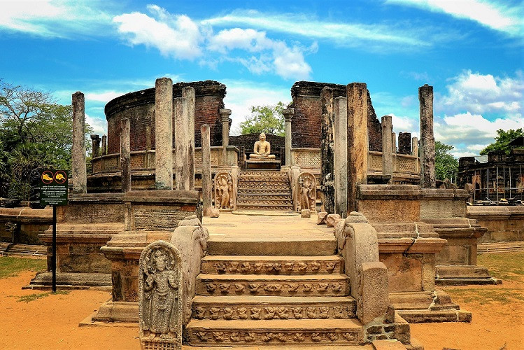 SL 8 Polonnaruwa