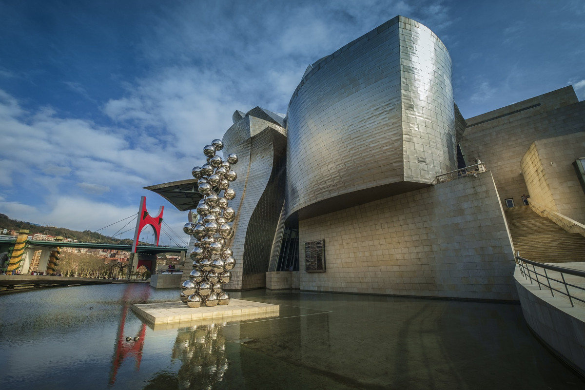 3. Guggenheim Bilbao credito Holidu