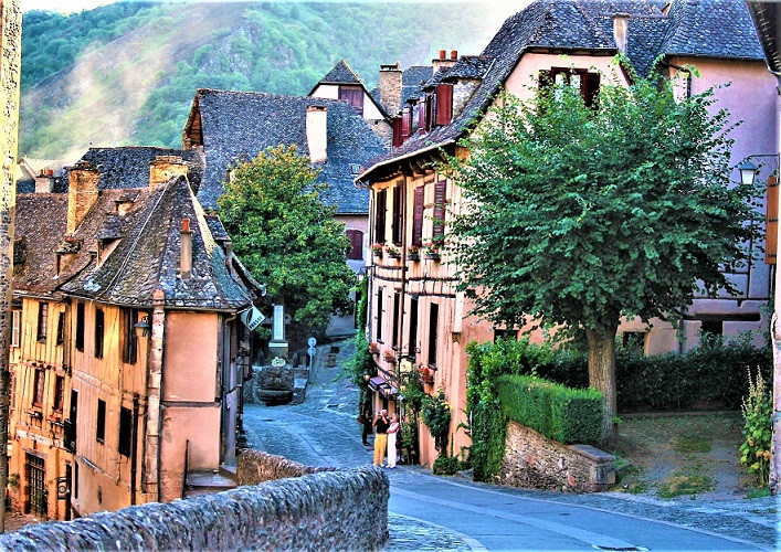 CONQUES 8