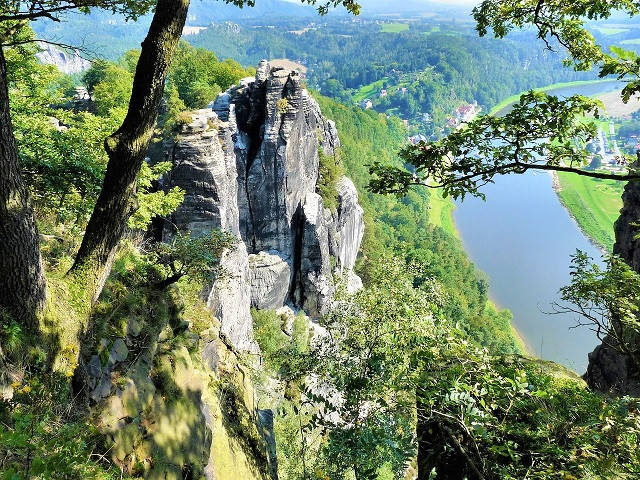 BASTEI 5 VIAJES Y LUGARES