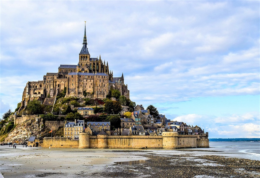 SAINT MICHEL 4 VIAJES Y LUGARES