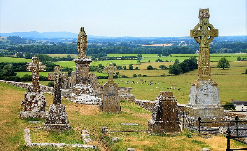 CASHEL 4 VIAJES Y LUGARES