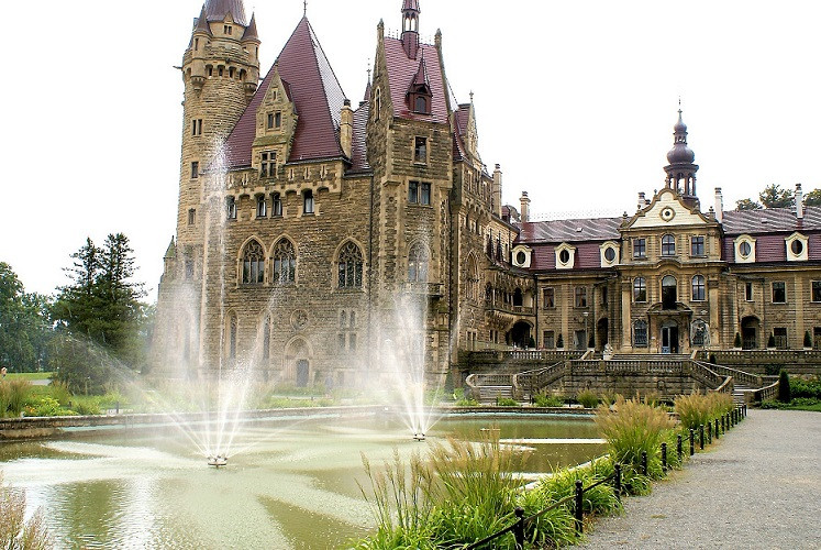 MOSZNA 6 VIAJES Y LUGARES