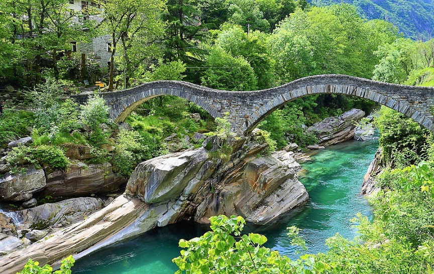 VERZASCA 5 VIAJES Y LUGARES