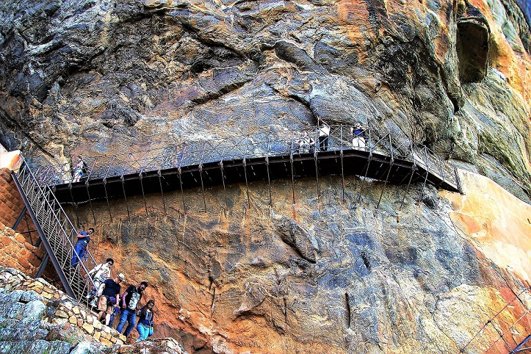 SIGIRIYA 6 VIAJES Y LUGARES