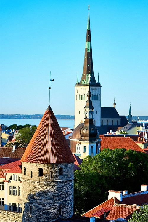 TALLIN 1 VIAJES Y LUGARES