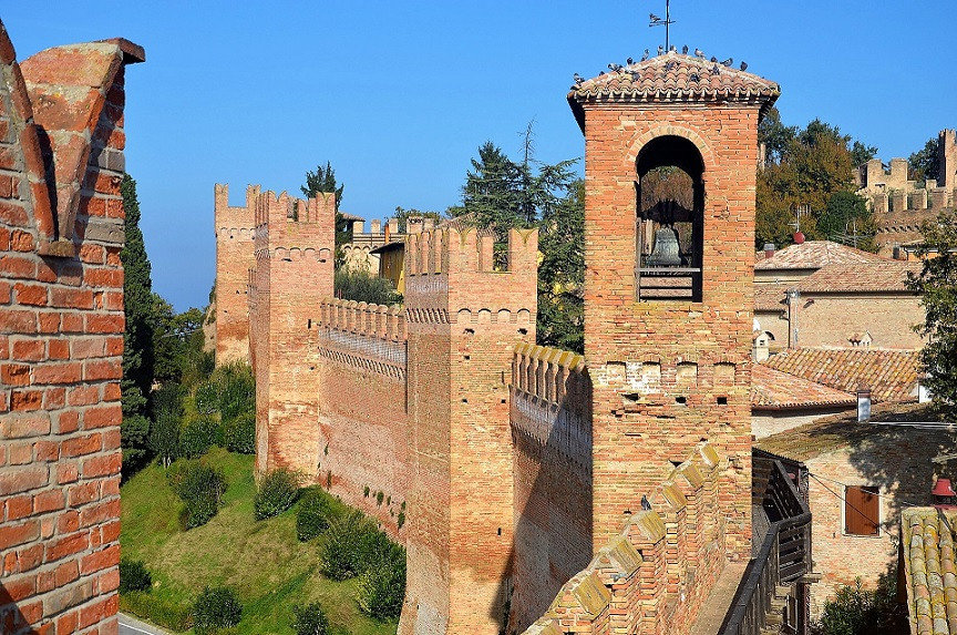 GRADARA 2 VIAJES Y LUGARES