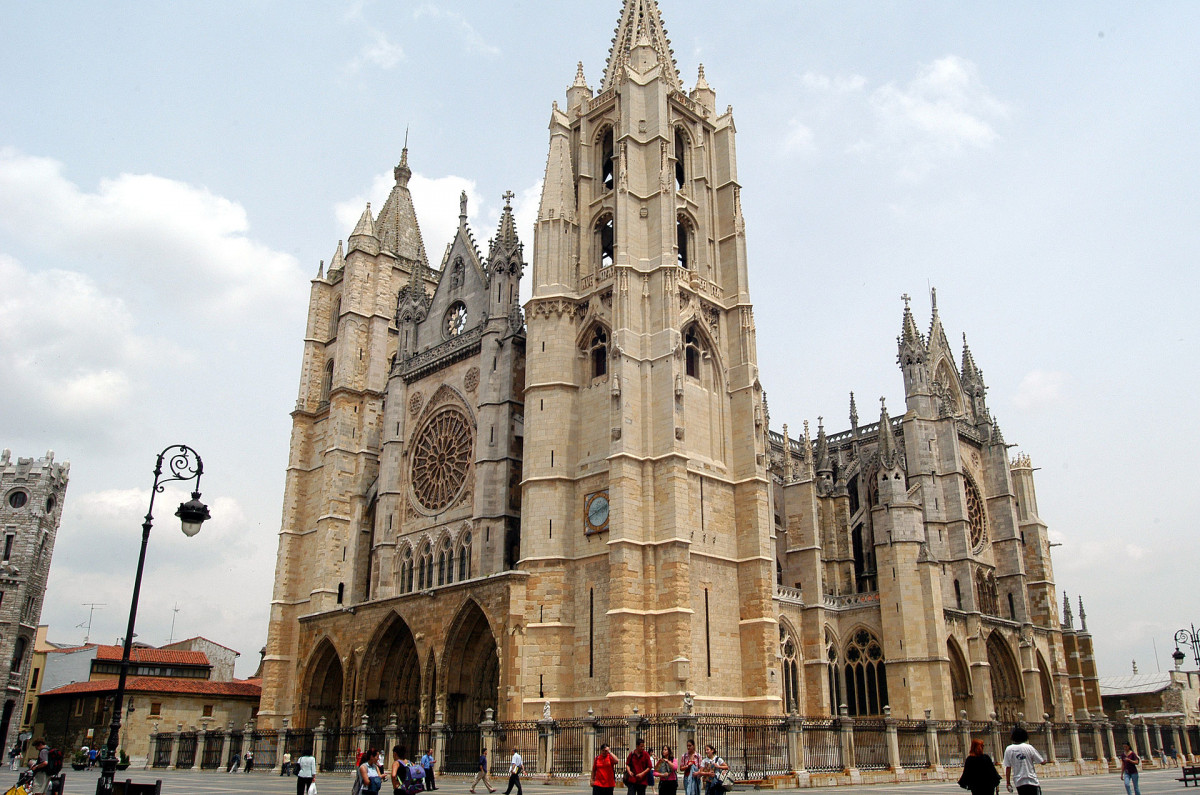 Catedral de Leu00f3n vista clu00e1sica