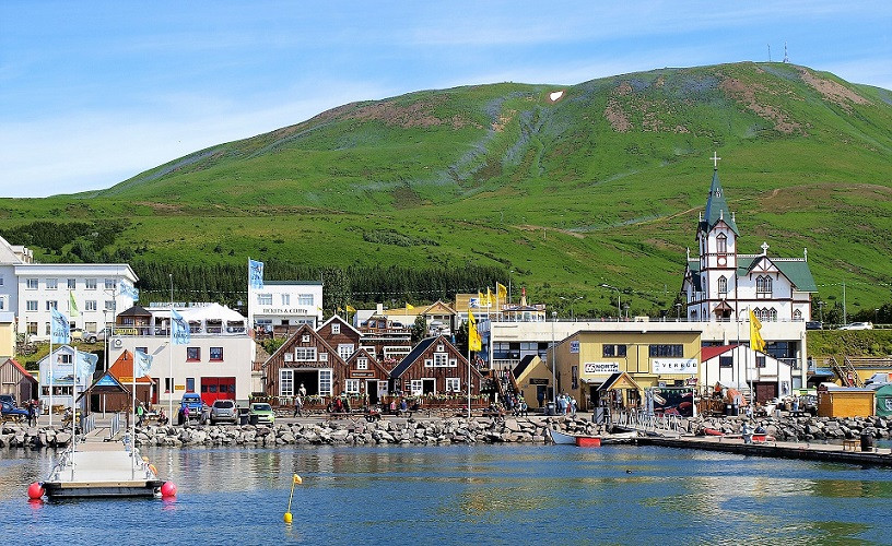 HÚSAVÍK 4 VIAJES Y LUGARES