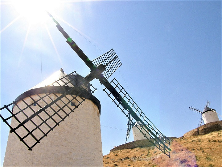 MOLINOS CONSUEGRA 2 VIAJES Y LUGARES