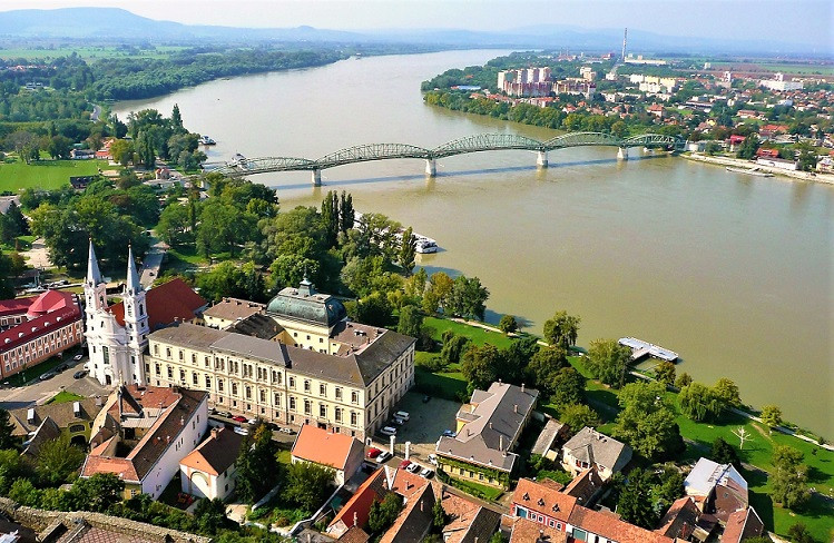 ESZTERGOM 9 VIAJES Y LUGARES