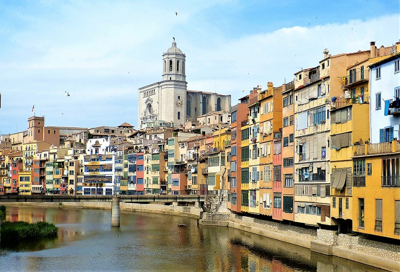 GIRONA 2 VIAJES Y LUGARES