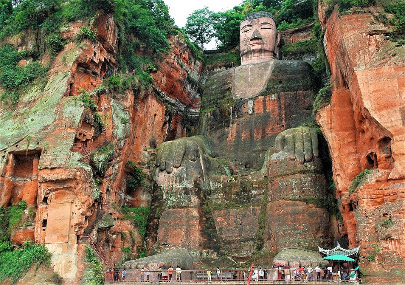 GRAN BUDA LESHAN 4 VIAJES Y LUGARES