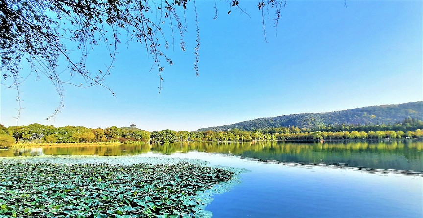 LAGO OESTE 4 VIAJES Y LUGARES