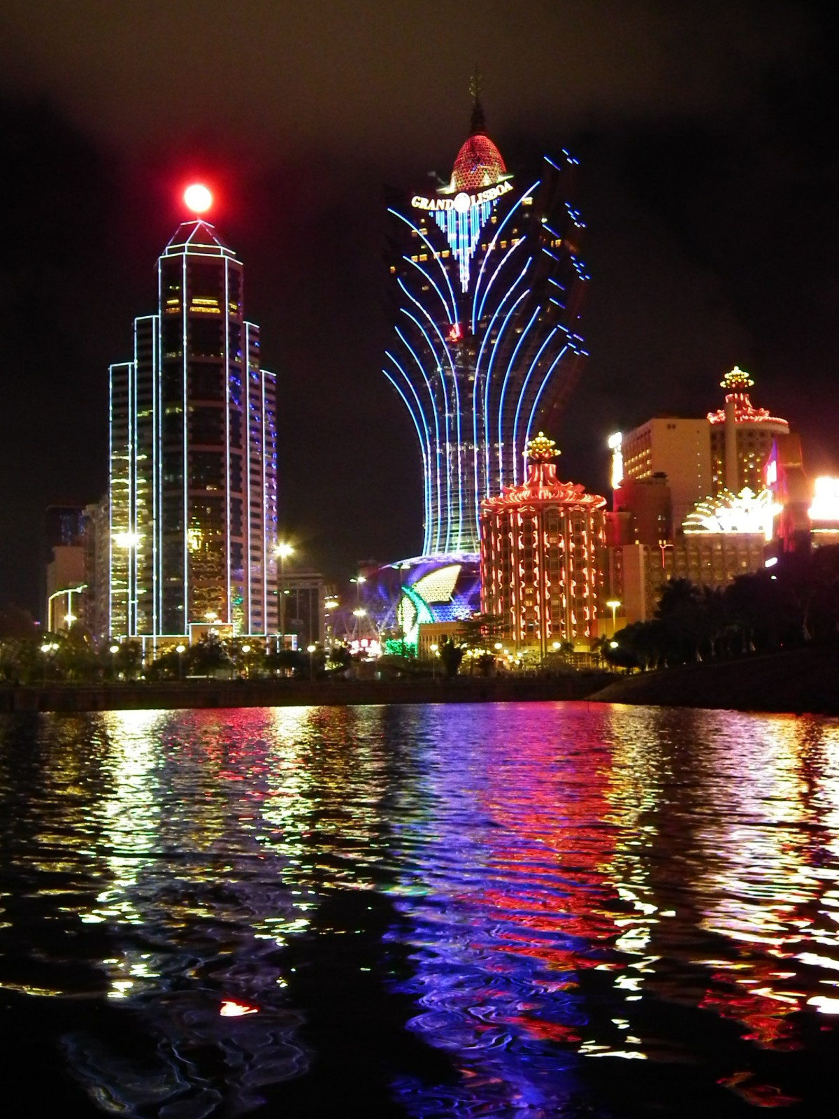 Macau casino casinos at night city at night grand lisboa 1416240