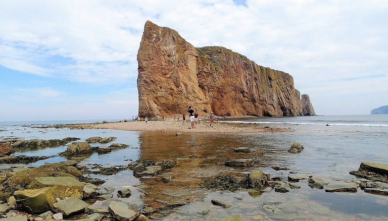 PERCÉ 4 VIAJES Y LUGARES