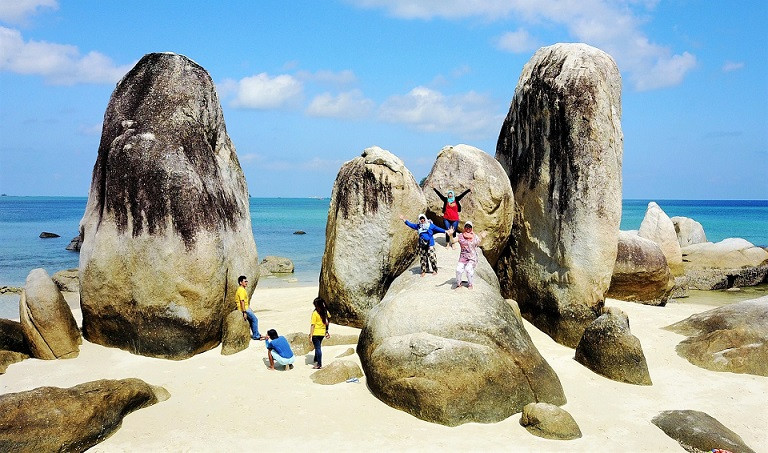BELITUNG 3 VIAJES Y LUGARES