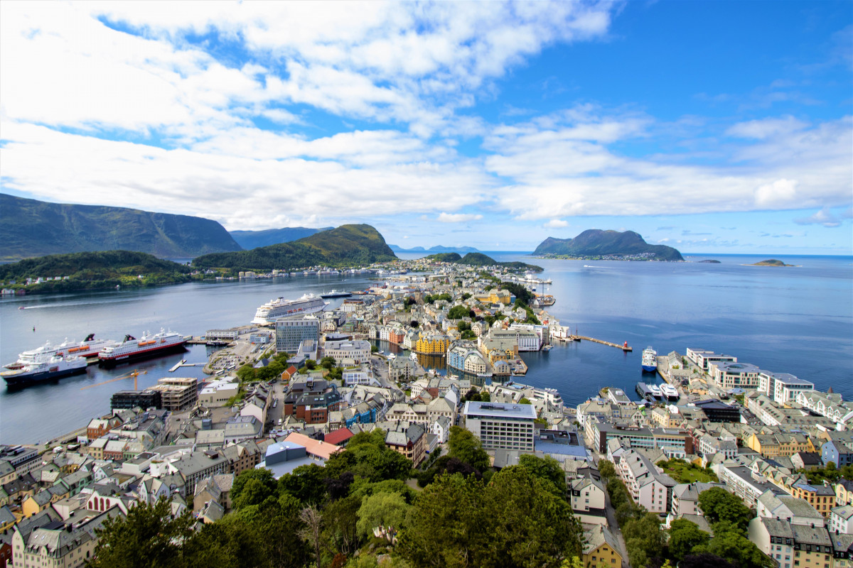 ALESUND 5 VIAJES Y LUGARES