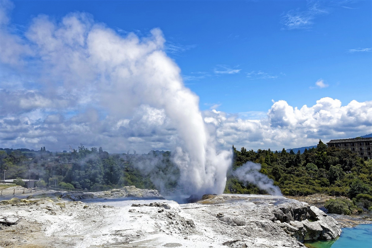 ROTORUA 4 VIAJES Y LUGARES