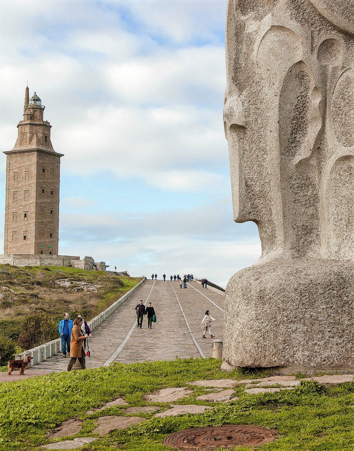 9... torre de hércules