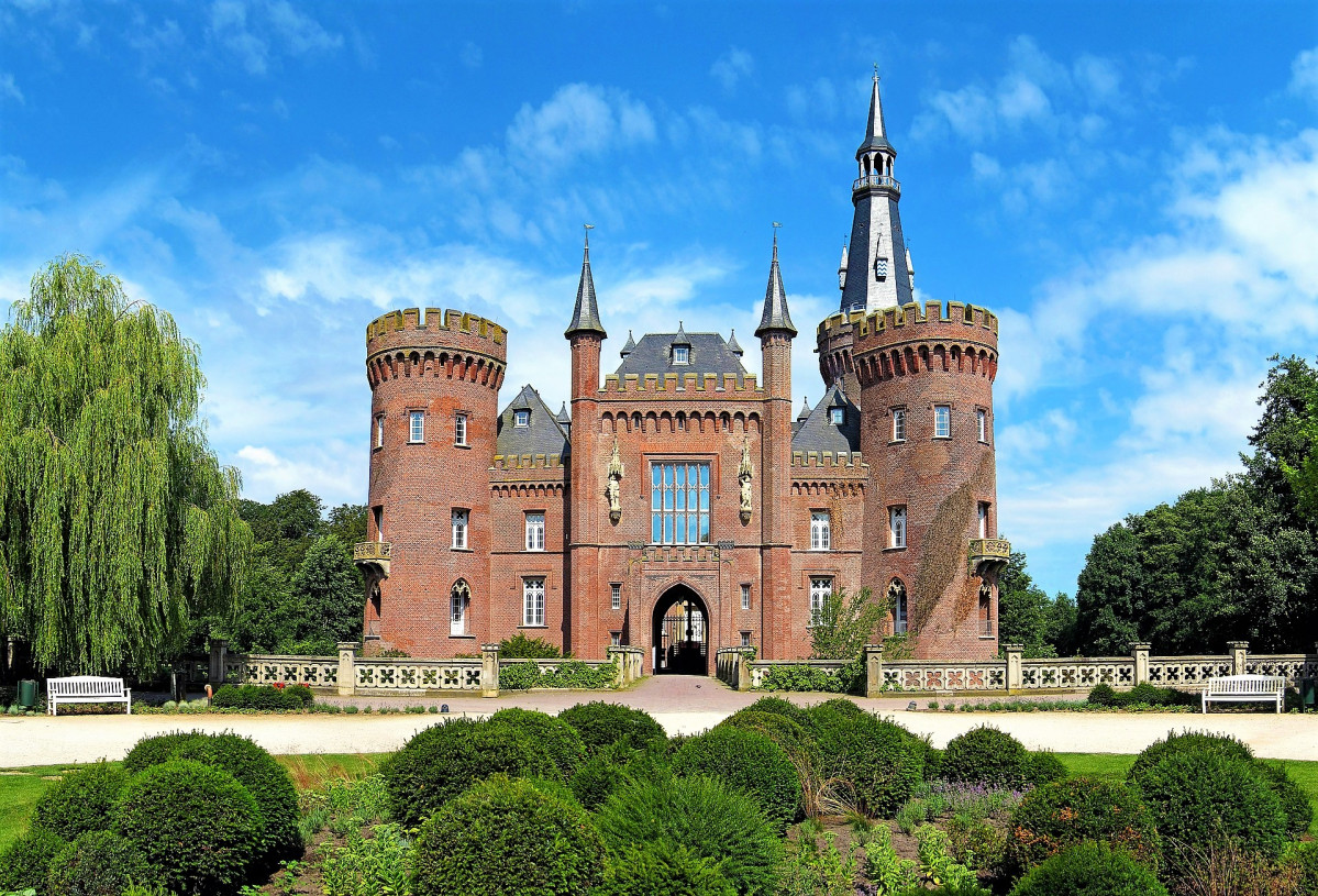 Schloss moyland 591185 1920