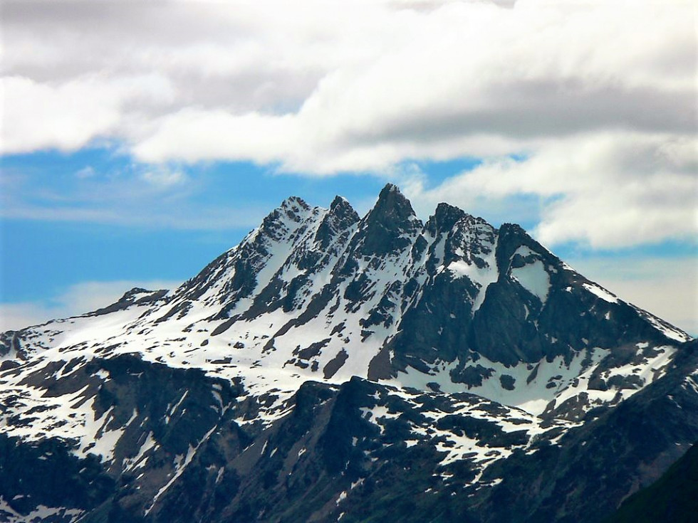 Cerro Cinco Hermanos