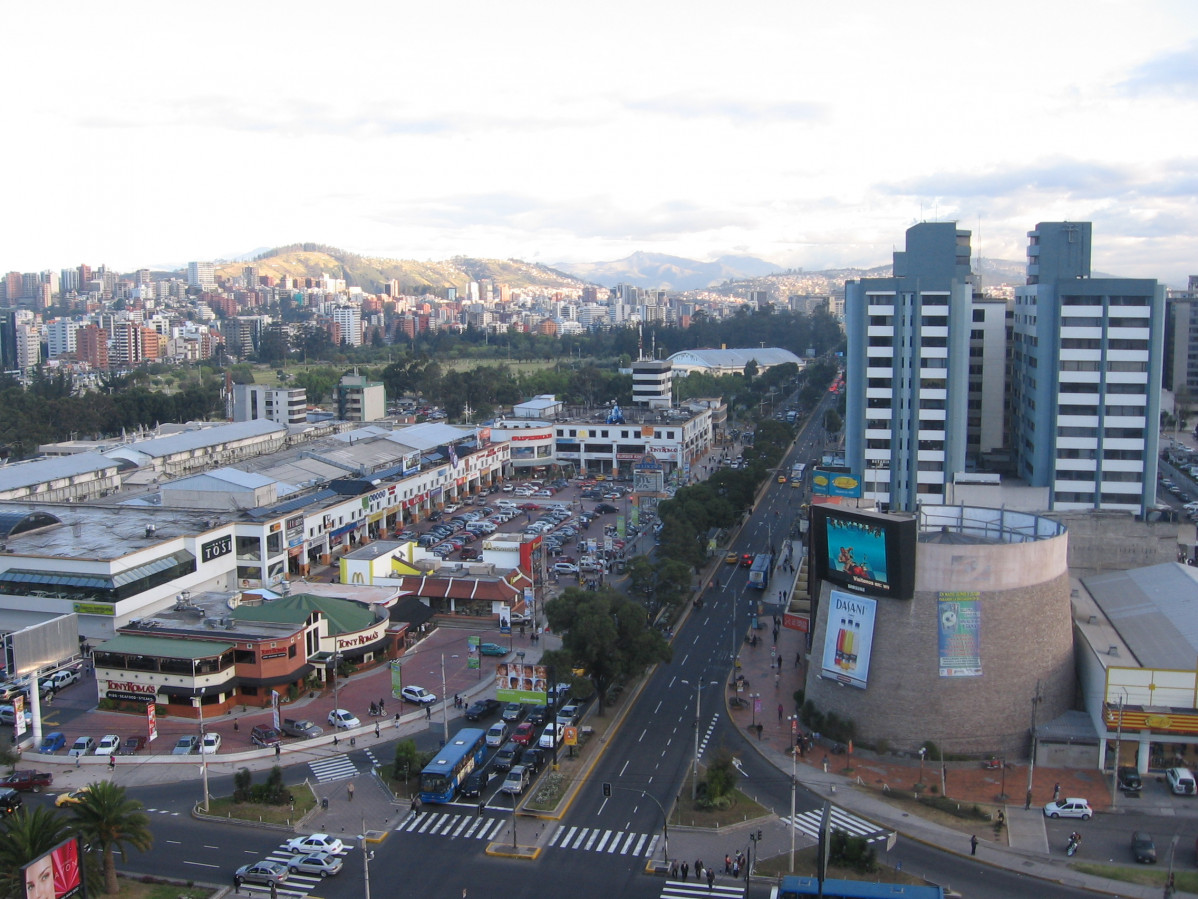 Quito Moderno Amazonas
