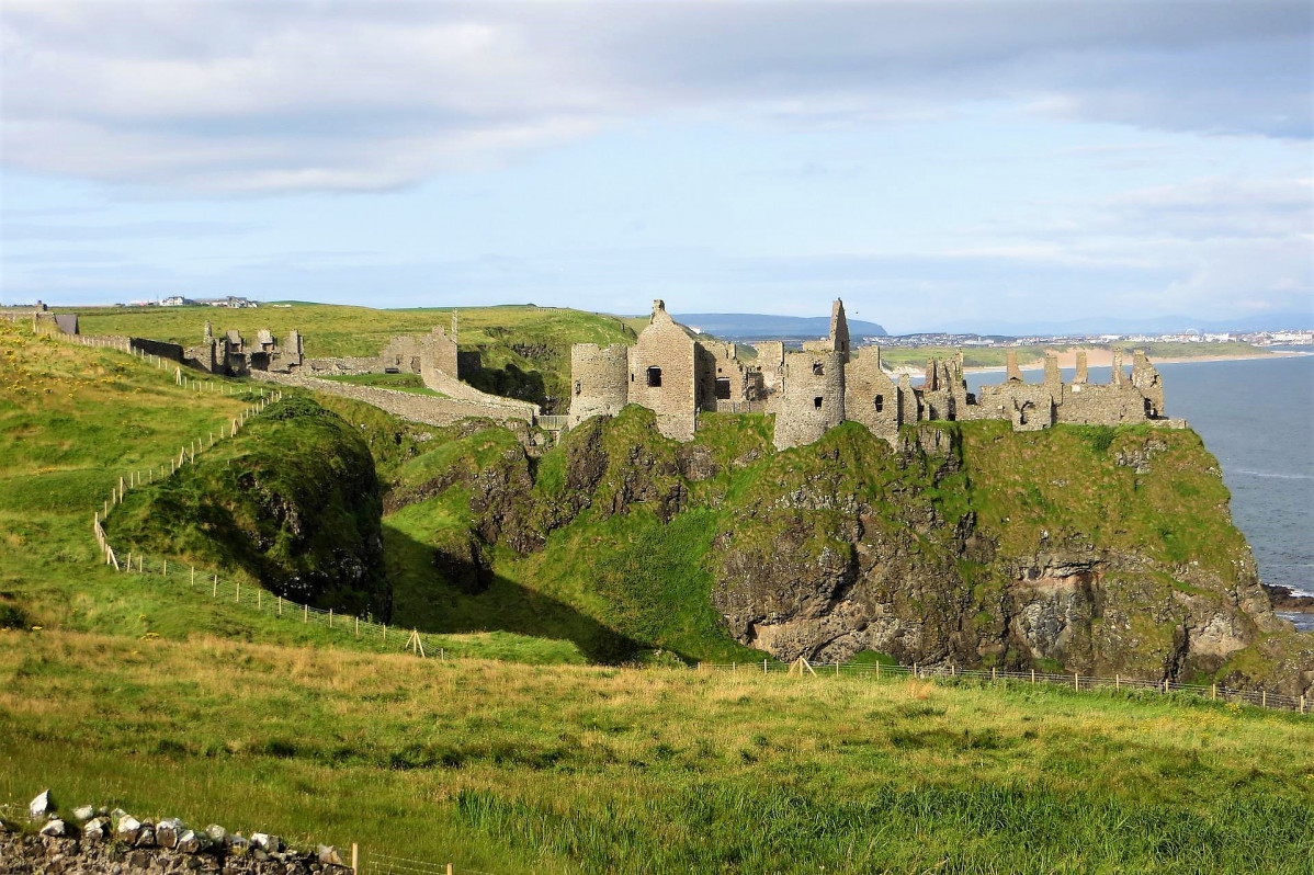 Dunluce castle 4504621 1920