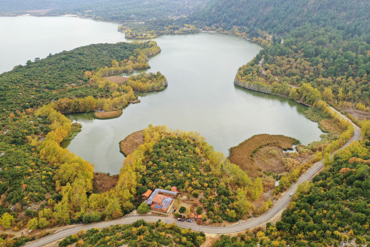 Isparta Kovada Lake National Park 5472x3648px (2)