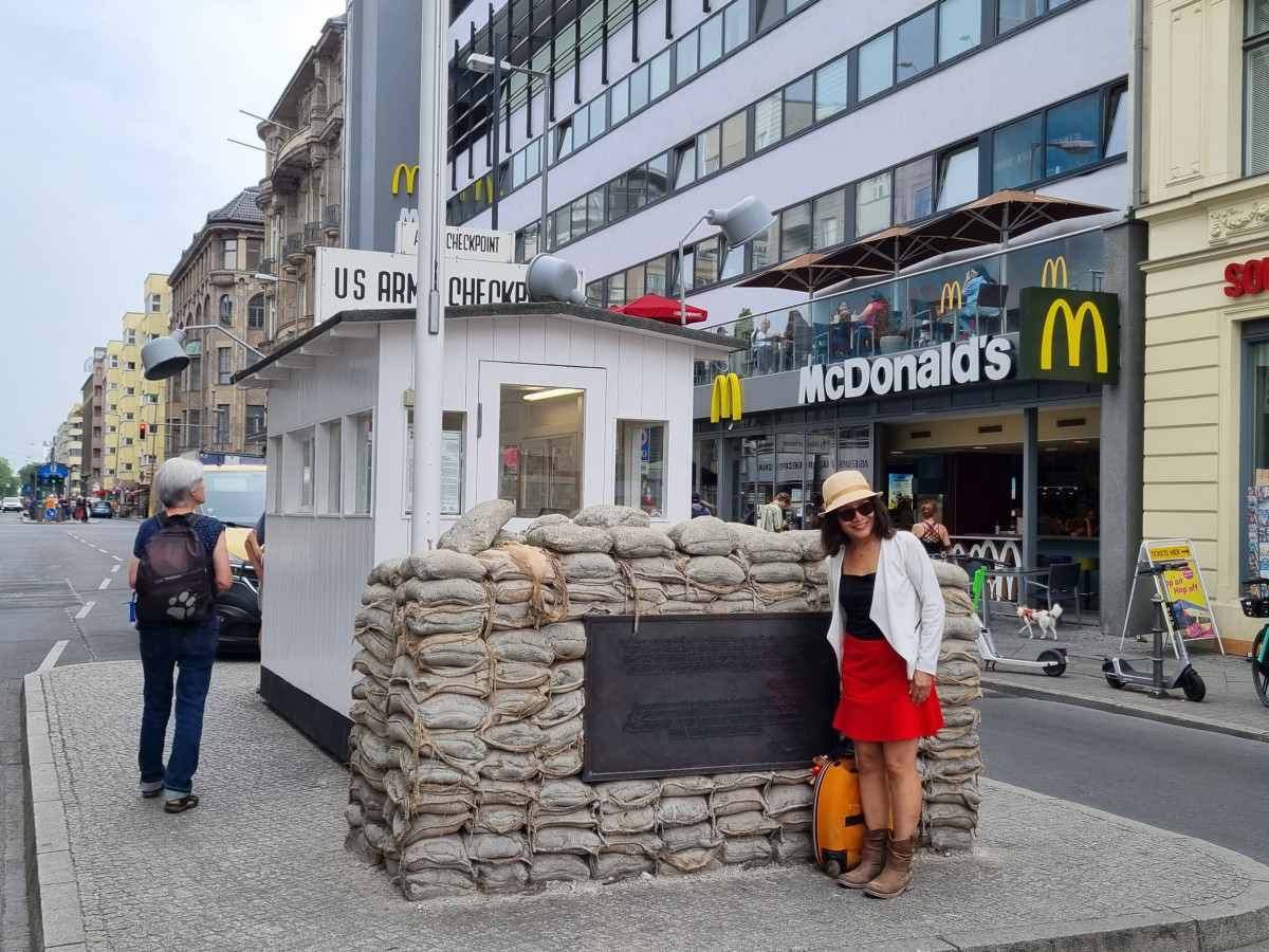 7 Checkpoint Charlie