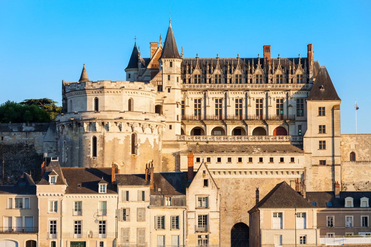 2. Castillos del Loira y exposición de Luis XI   Castillo Real de Amboise