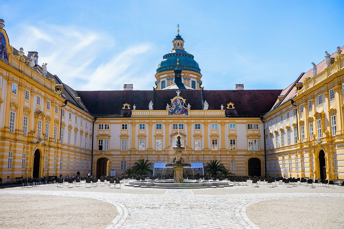 Melk abbey ga575cd2a1 1280