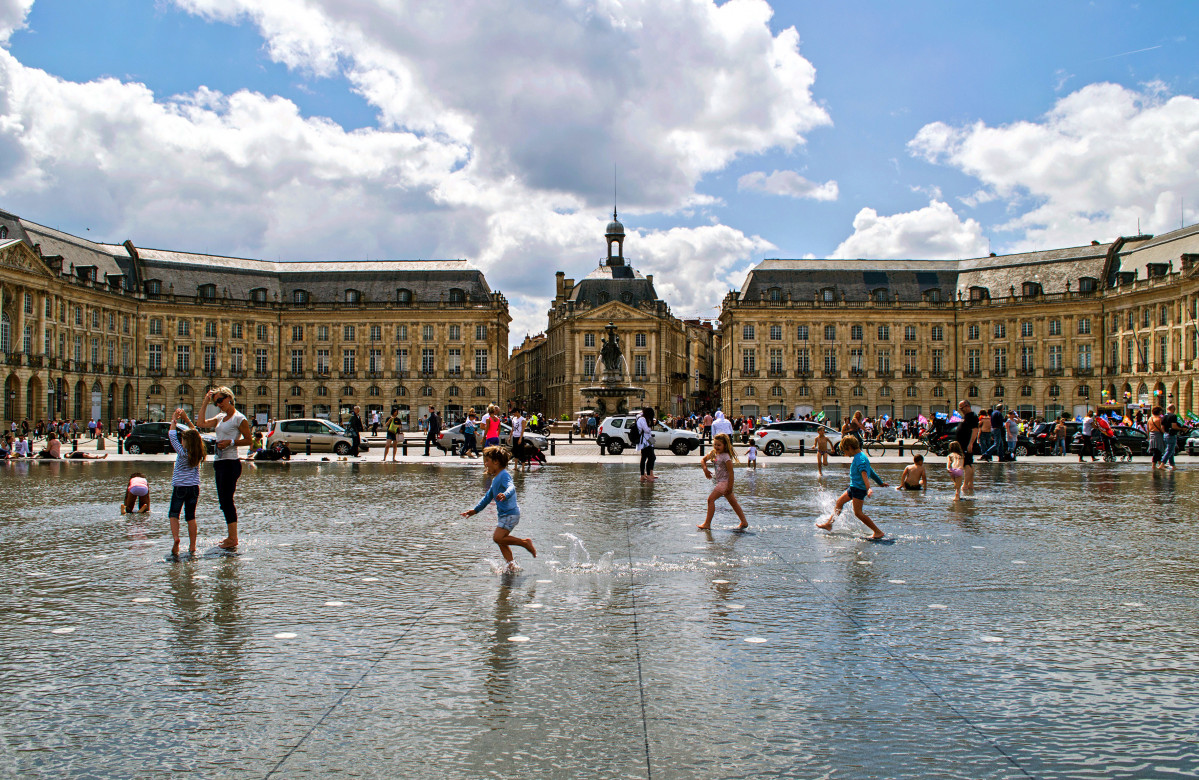 8. France Gironde Garonne Bordeaux Place de la Bourse02©CroisiEurope