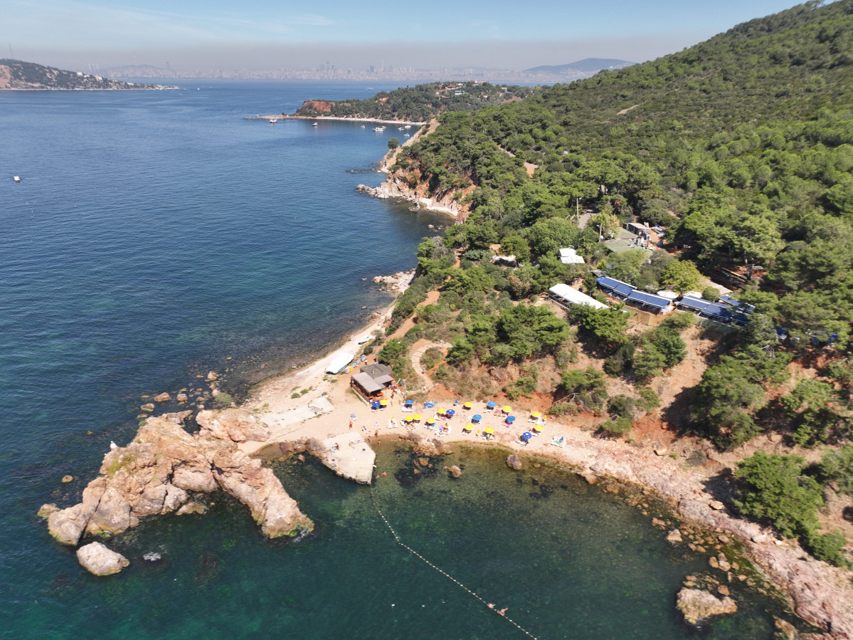 Burgazada  Kalpazankaya  Beach