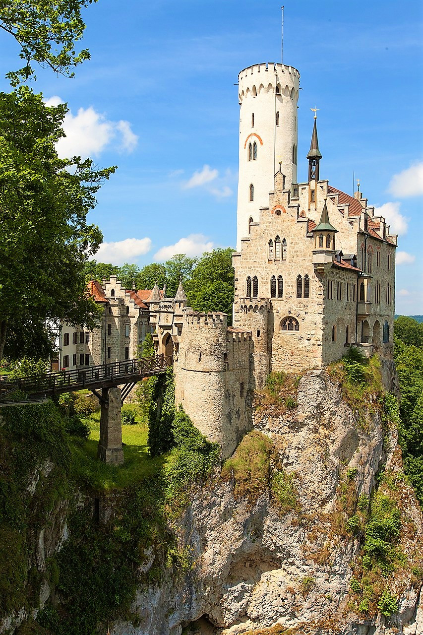 Lichtenstein castle g27db4441a 1280