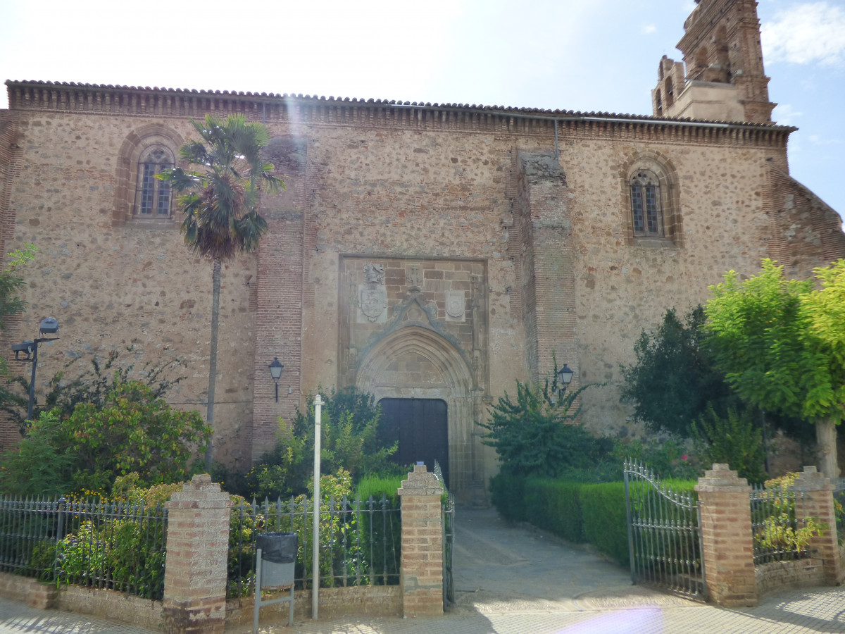 IGLESIA DE SANTIAGO