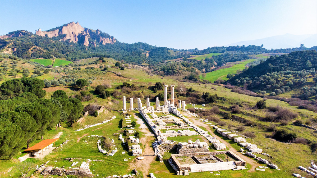 Manisa Sardes Ancient City Artemis Temple