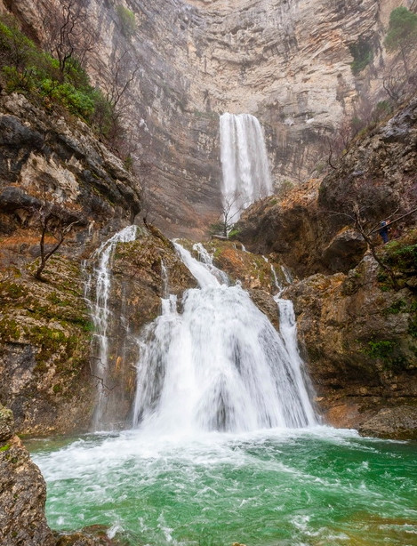 4. NACIMIENTO DE RIO MUNDO
