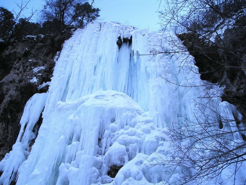 13. cascada de El Chorraero en Paterna del Madera