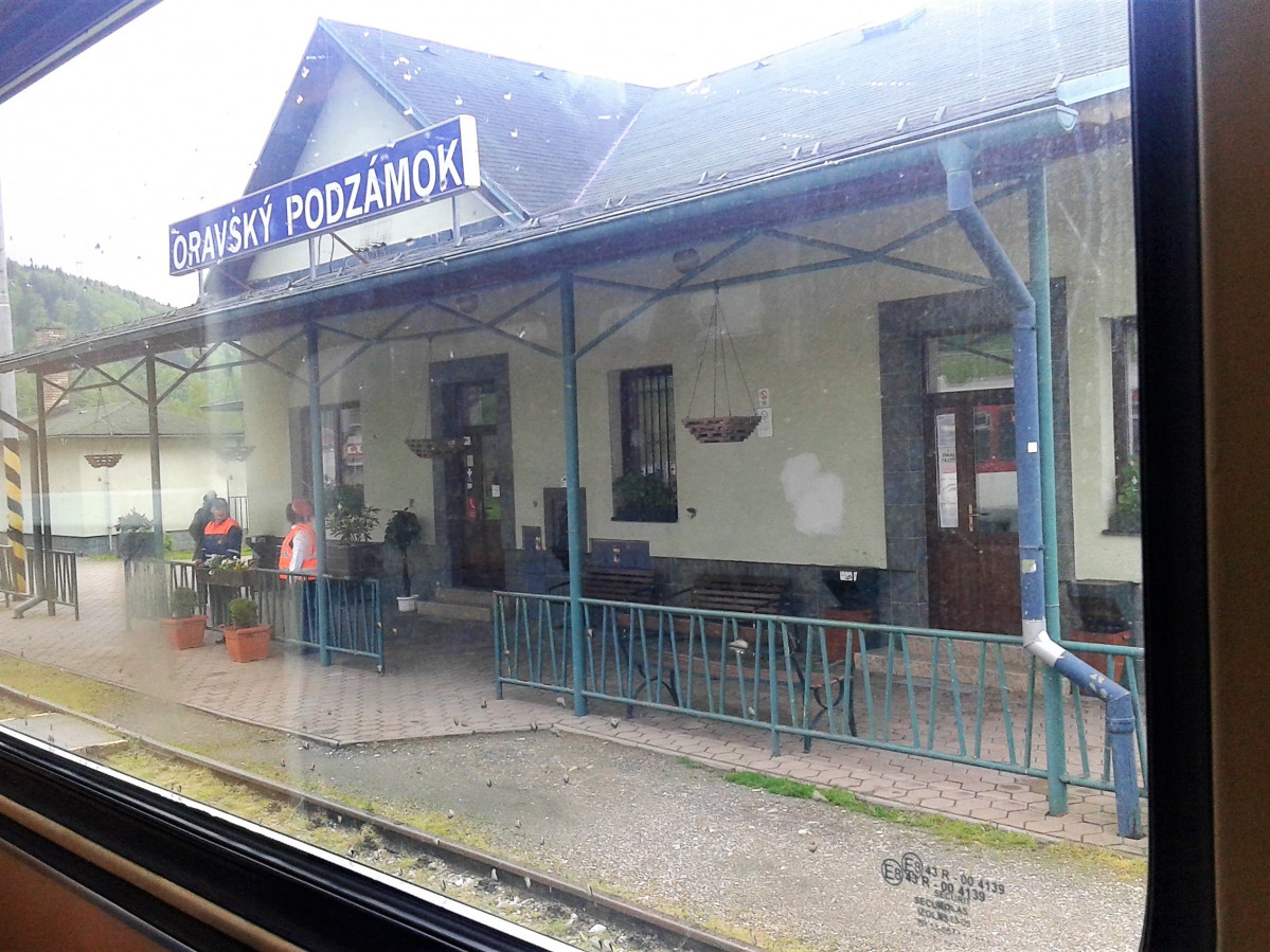 VIAJE EN TREN