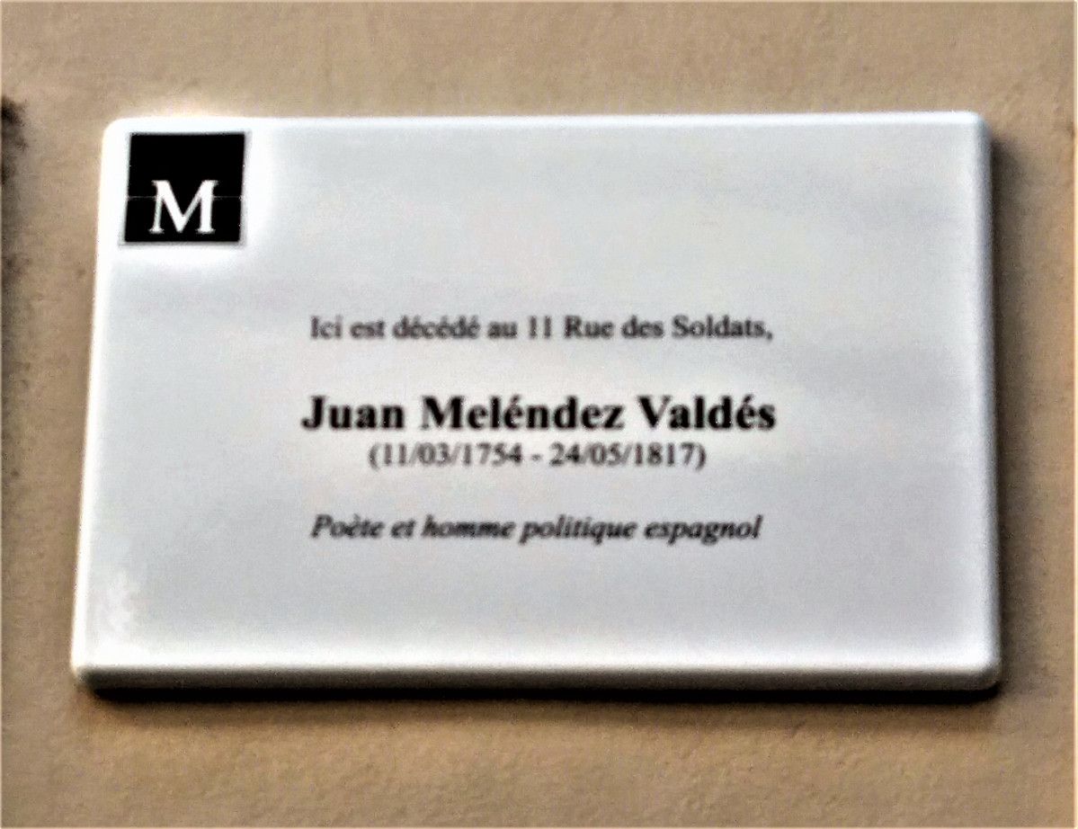 Placa Menéndez Valdés