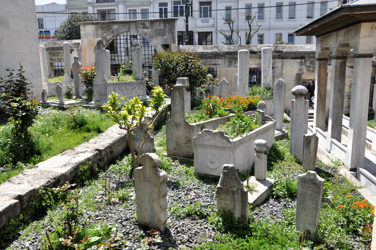Cementerio del külliye de Koca Sinan Pasha