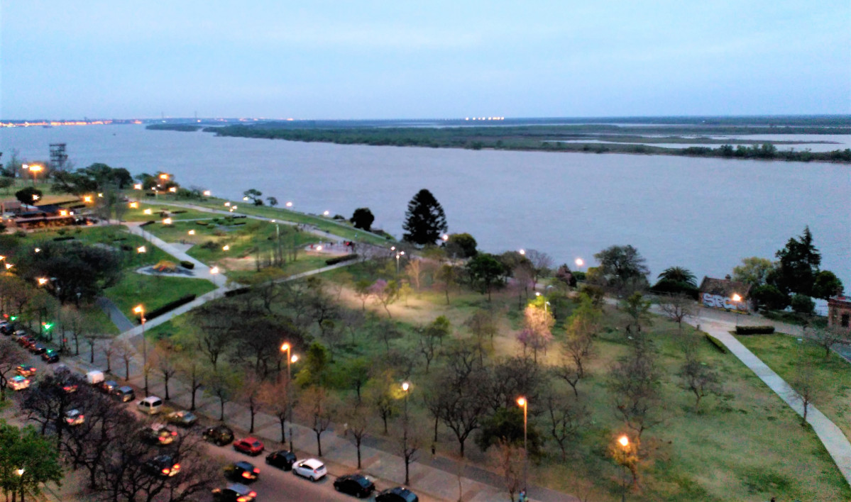 Paraná y aparcamiento